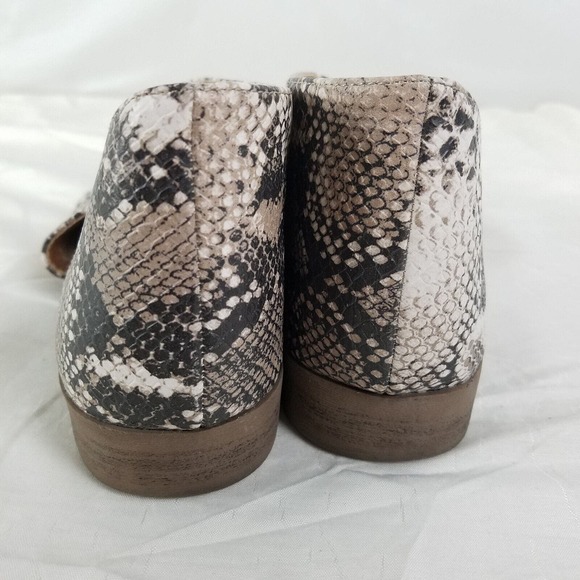 Qupid Shoes Womens 7 Multicolor Snakeskin Slip On Open Side Flat - Picture 3 of 11